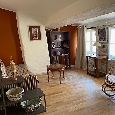 La Maison De Lea, Chambres D'Hotes De 14 Couchages Tournus Esterno foto