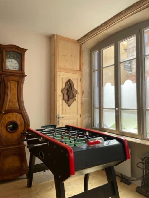 La Maison De Lea, Chambres D'Hotes De 14 Couchages Tournus Esterno foto